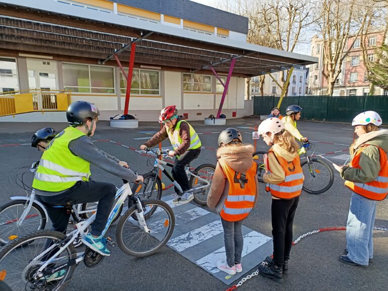 ÉCOLE DU VELO EN CM1-CM2