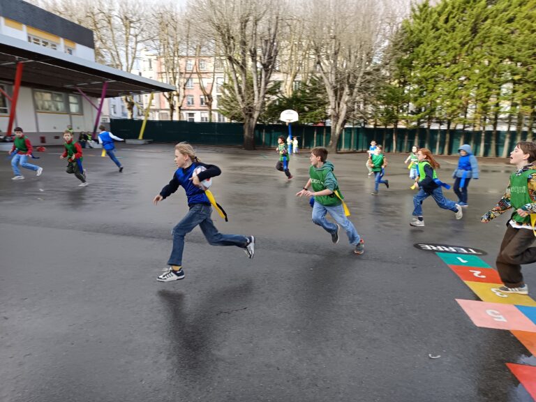 🏉 Le rugby flag en CM1-CM2 : coopérer, réfléchir et s’engager