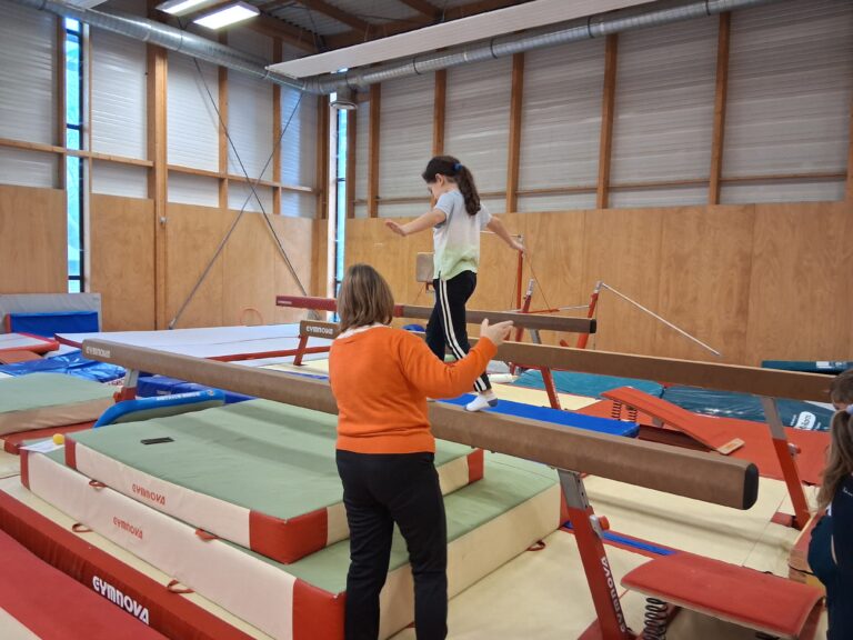 Gymnastique des CE1 CE2